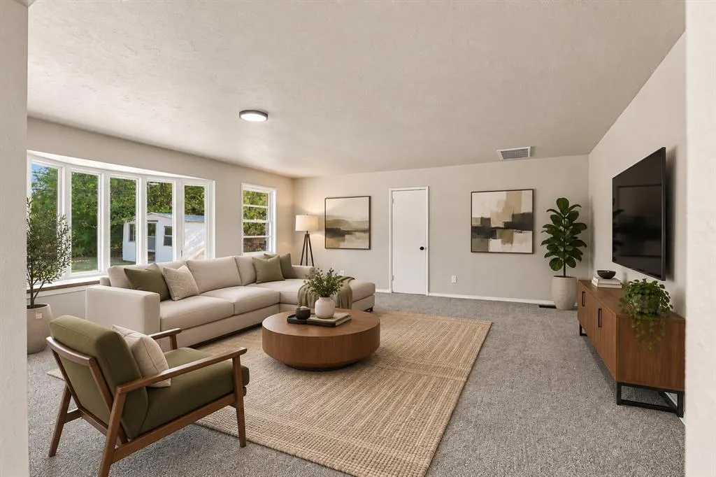 Photo 4 — 421 E Atkinson Drive, Oklahoma City, OK 73110