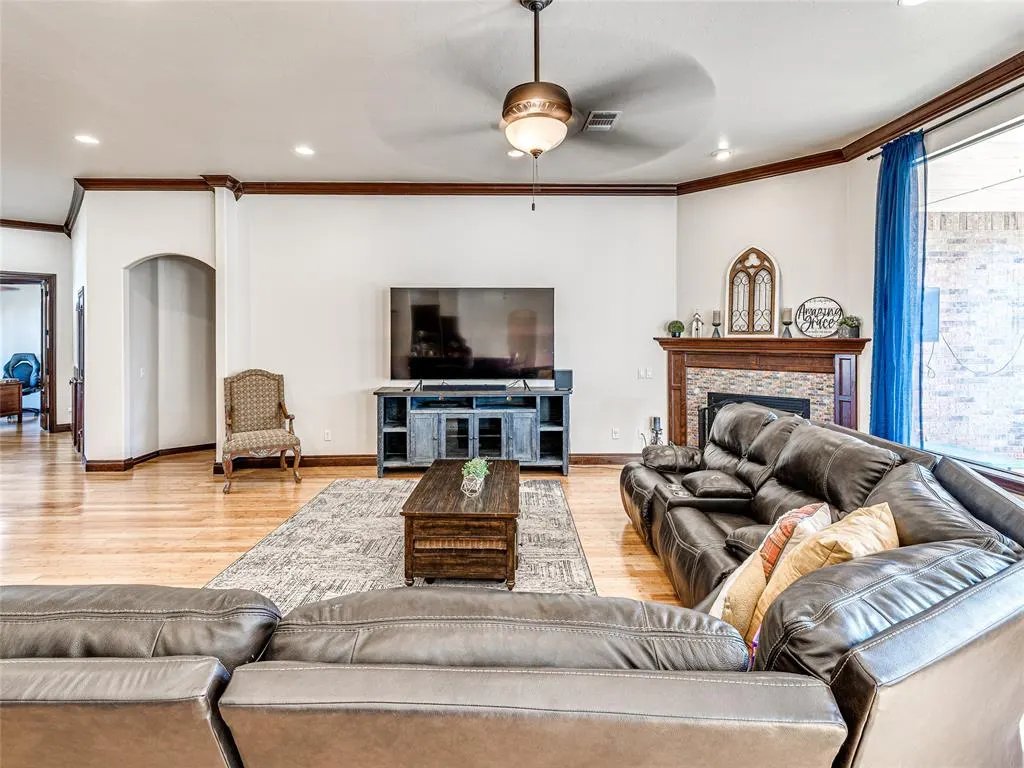 Photo 12 — 11121 Katie Beth Lane, Oklahoma City, OK 73170