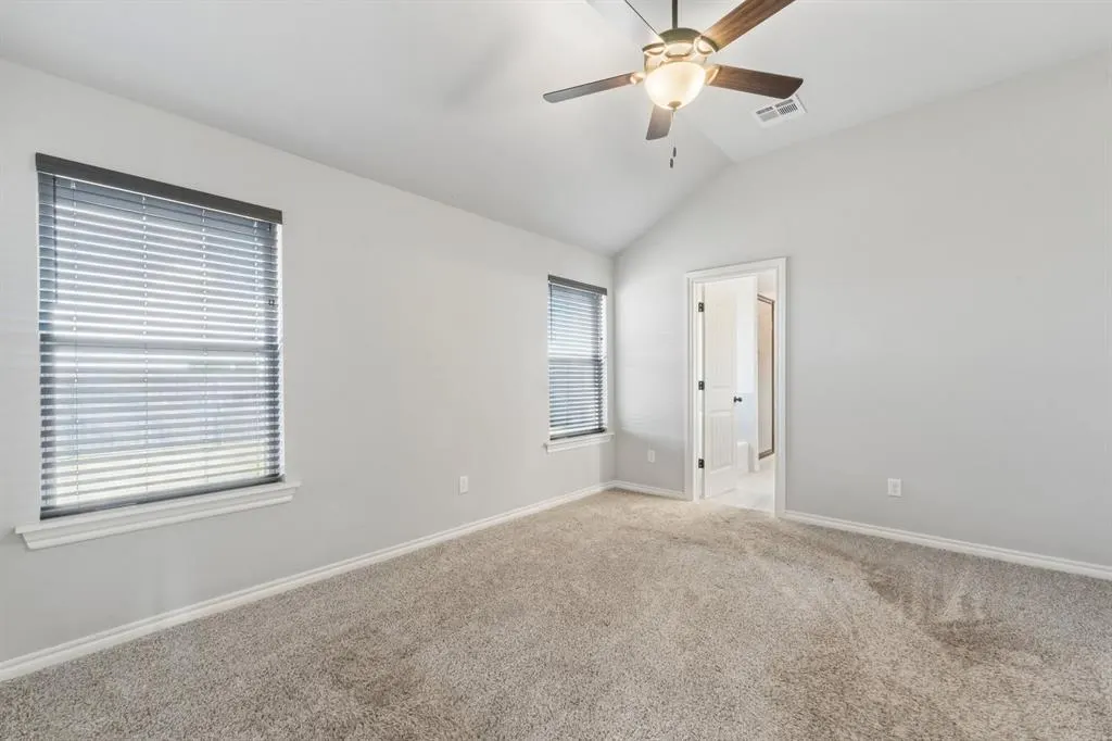 Photo 18 — 1112 S Colt Lane, Mustang, OK 73064