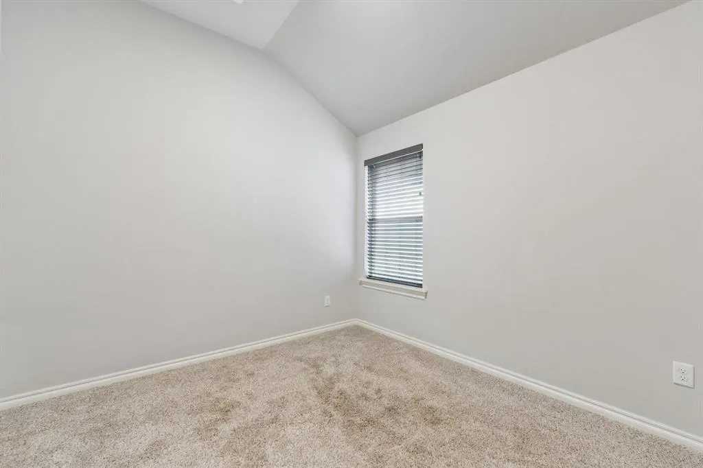 Photo 27 — 1112 S Colt Lane, Mustang, OK 73064