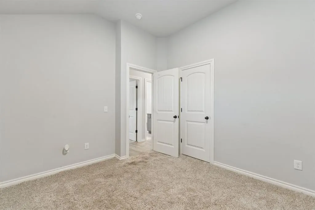 Photo 28 — 1112 S Colt Lane, Mustang, OK 73064