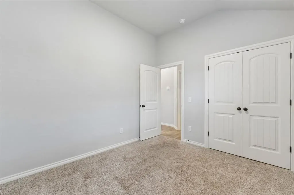 Photo 29 — 1112 S Colt Lane, Mustang, OK 73064