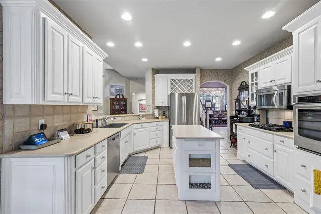 Photo 4 — 3517 River Downs Drive, Edmond, OK 73034