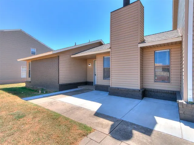 Photo 8 — 1022 N Chowning Avenue, Edmond, OK 73034