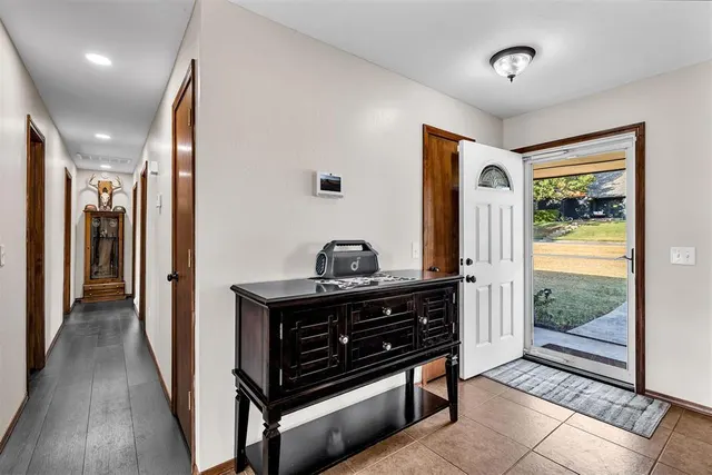 Photo 4 — 905 Mulberry Lane, El Reno, OK 73036