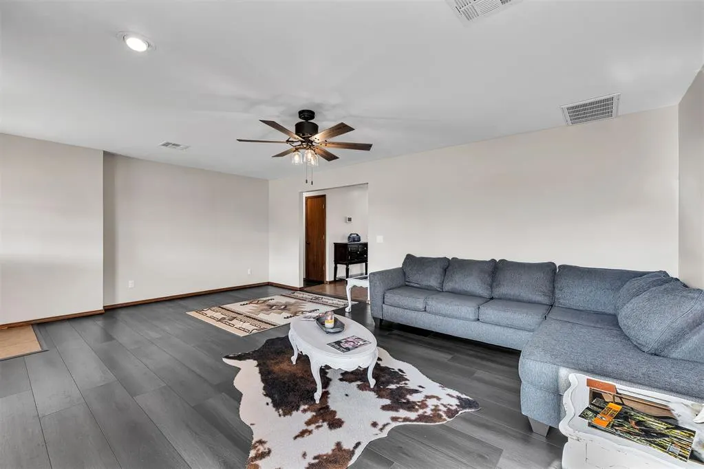 Photo 18 — 905 Mulberry Lane, El Reno, OK 73036
