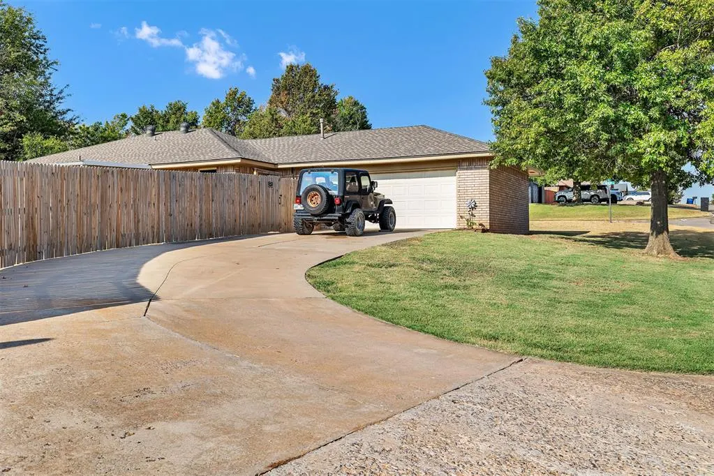 Photo 31 — 905 Mulberry Lane, El Reno, OK 73036