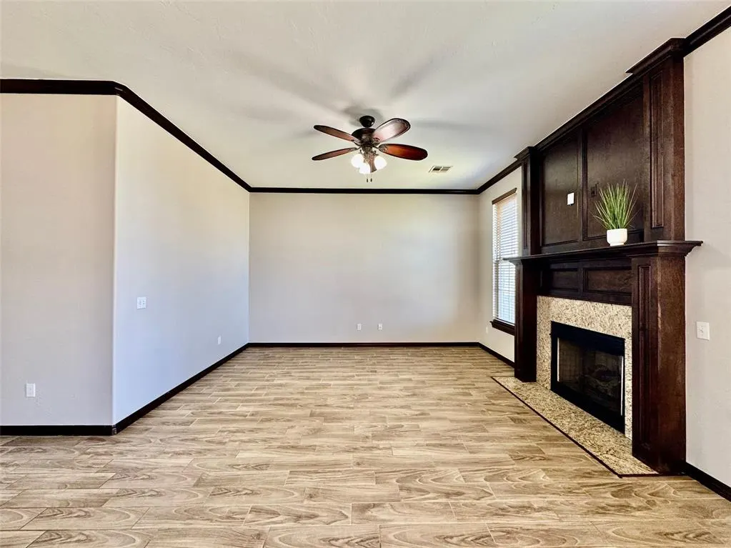 Photo 11 — 2304 Wheatfield Avenue, Yukon, OK 73099