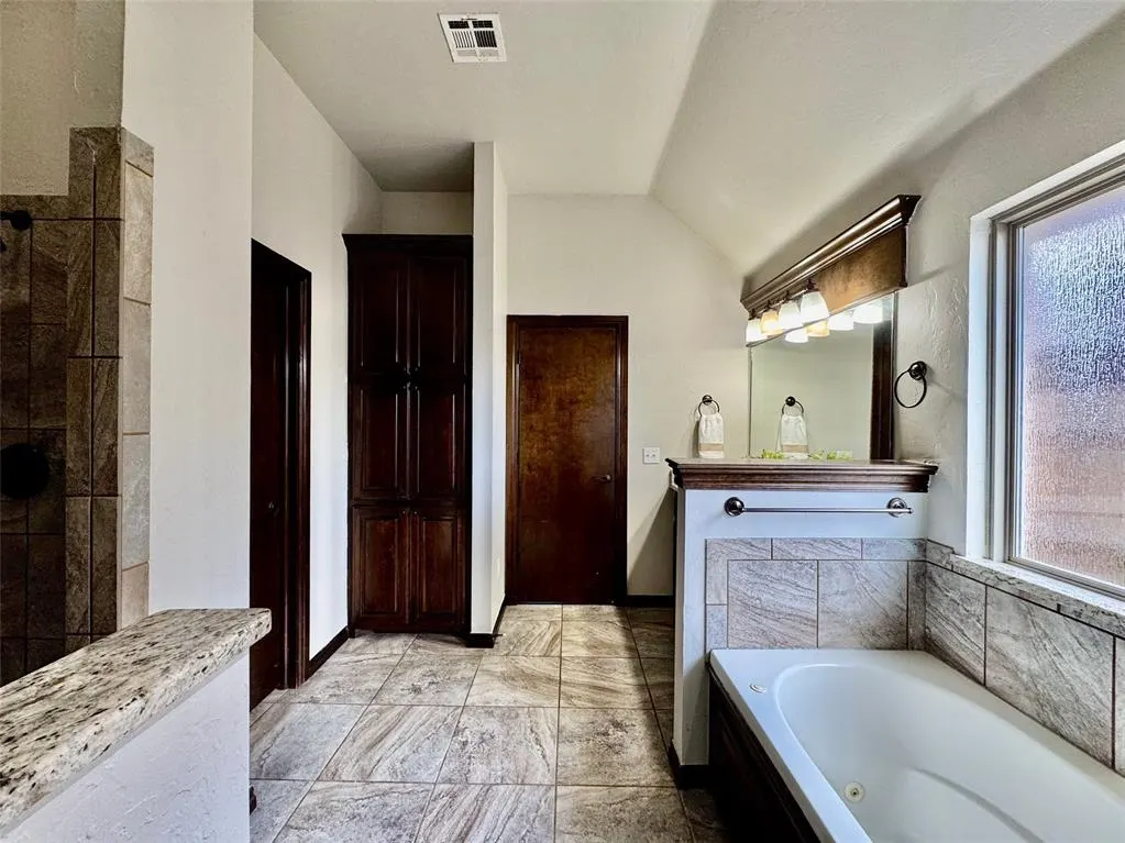 Photo 33 — 2304 Wheatfield Avenue, Yukon, OK 73099