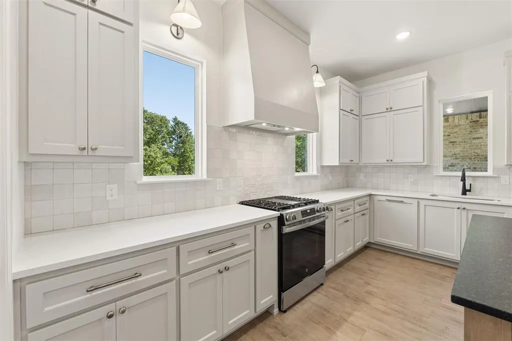Photo 19 — 8110 Goldfinch Drive, Guthrie, OK 73044