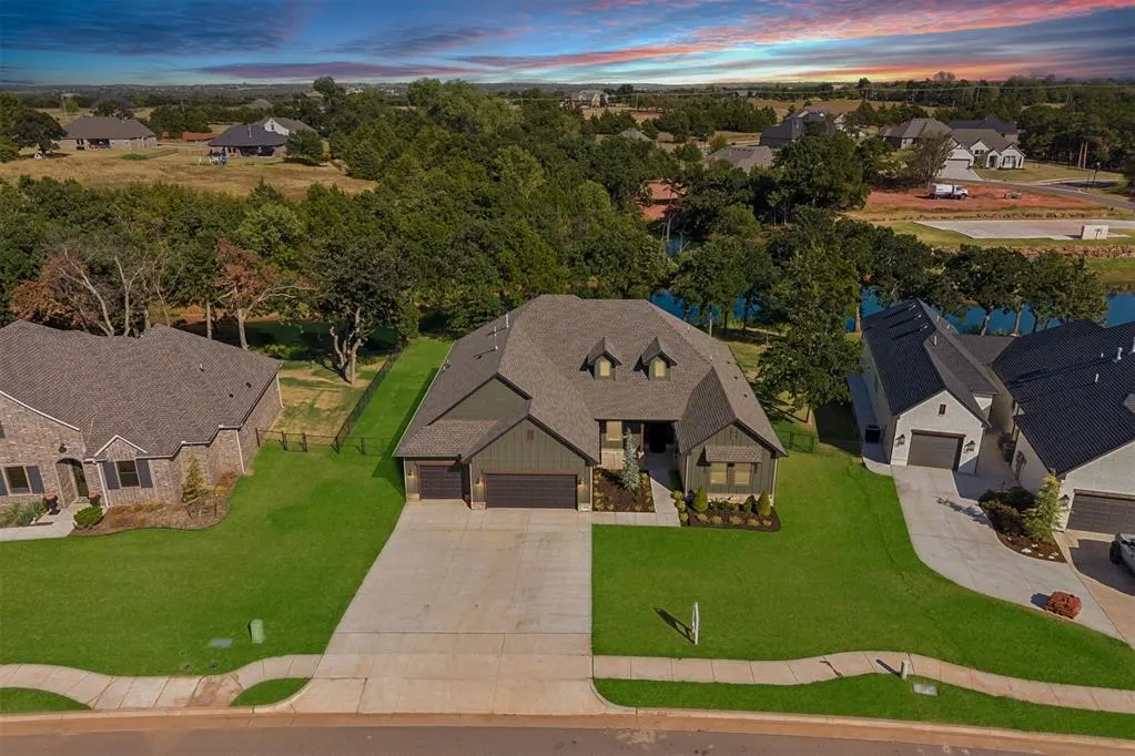 Front exterior — 8110 Goldfinch Drive, Guthrie, OK 73044