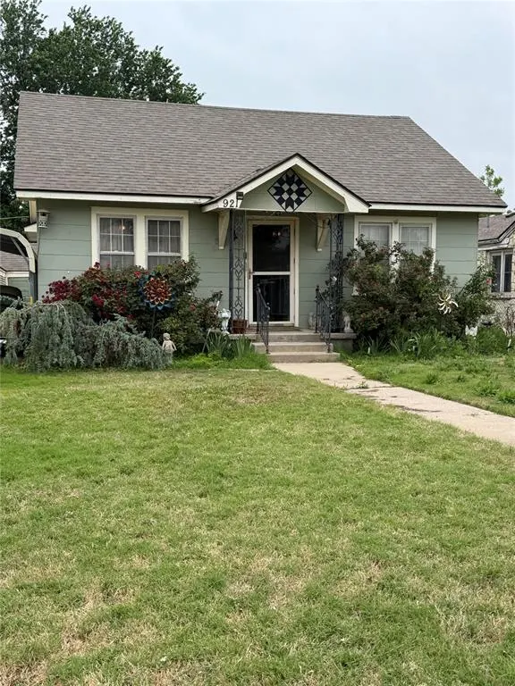 Front exterior — 921 S Wilson, El Reno, OK 73036