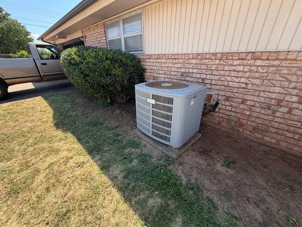 Photo 18 — 2012 N Dodson Terrace, Oklahoma City, OK 73111