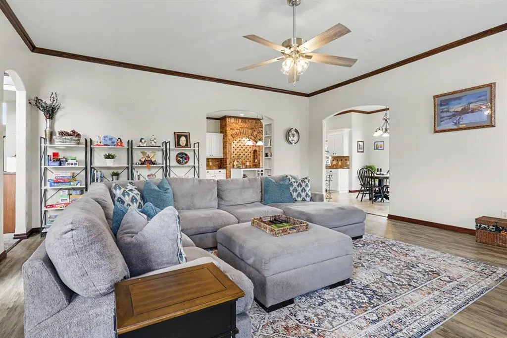 Photo 7 — 15606 Claremont Boulevard, Edmond, OK 73013