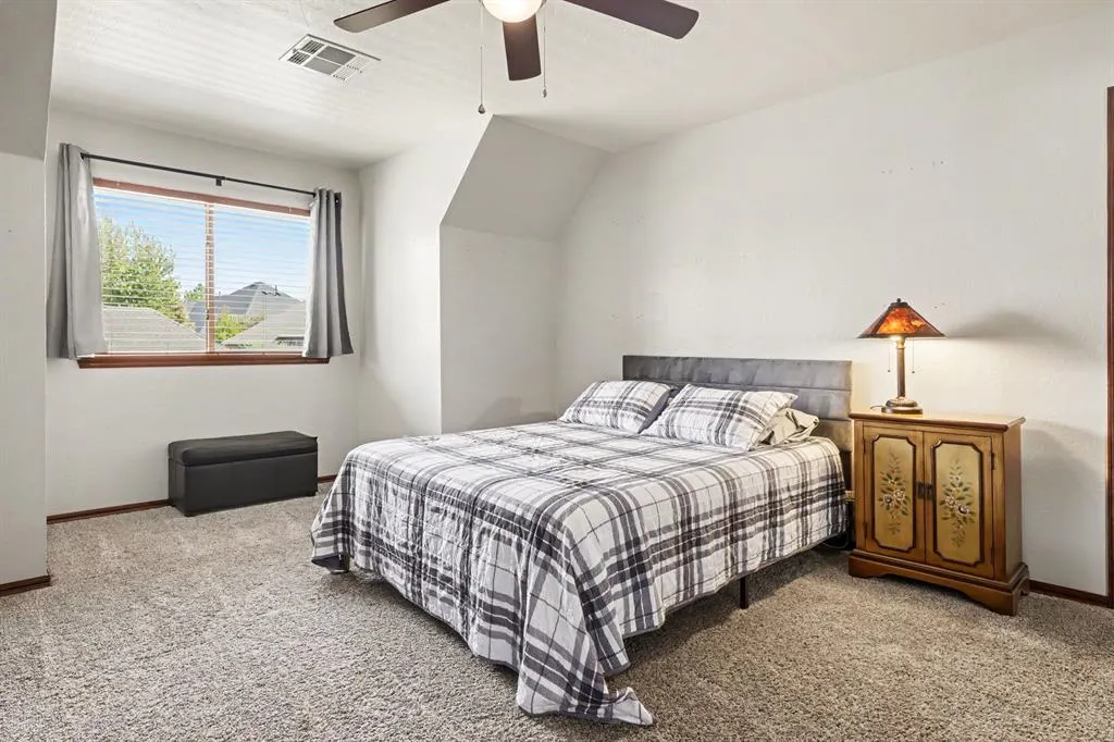 Photo 27 — 15606 Claremont Boulevard, Edmond, OK 73013
