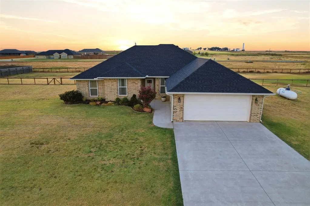 Photo 38 — 15 Integrity Circle, Altus, OK 73521