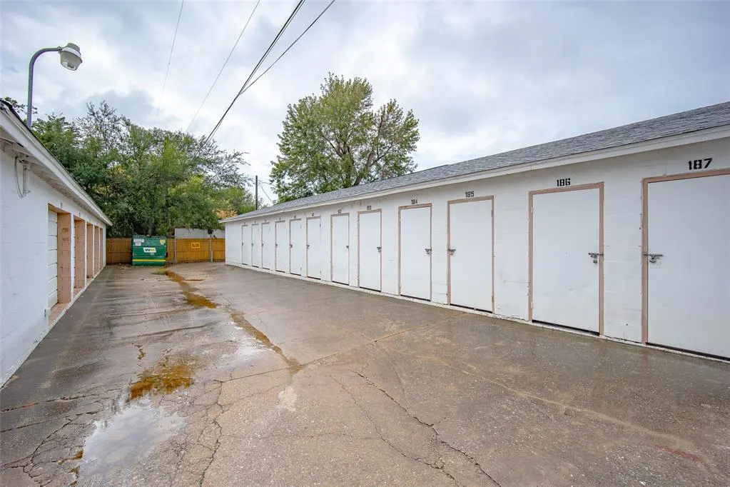 Photo 37 — 3904 NW 10th Street, Oklahoma City, OK 73107
