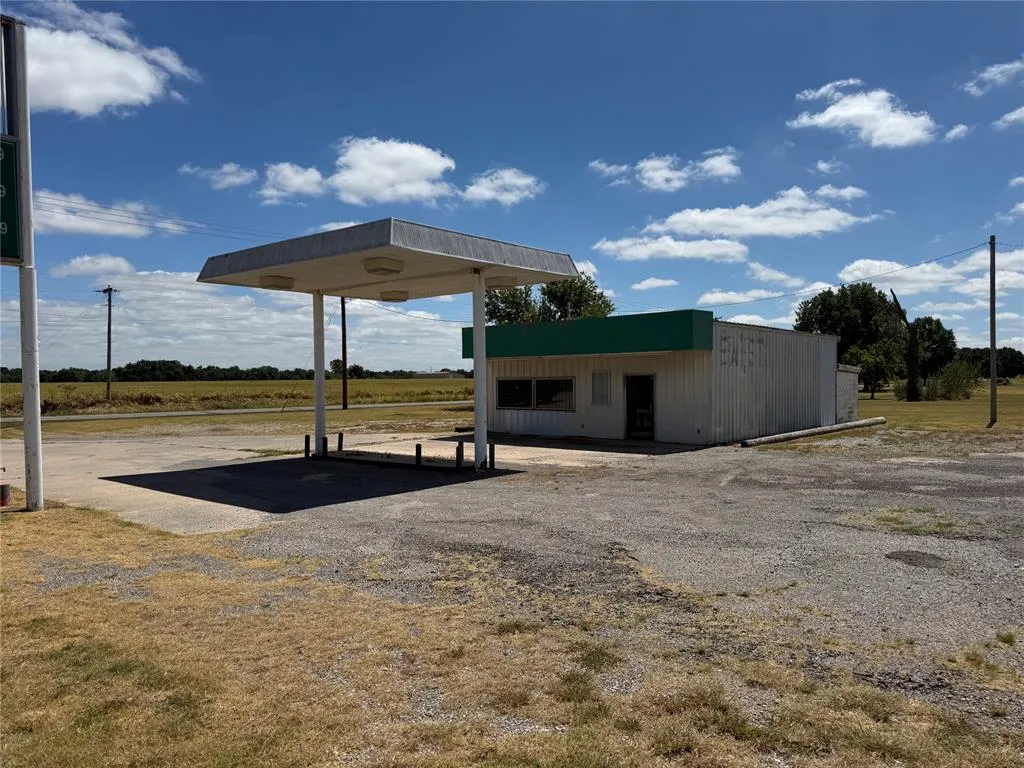 Photo 3 — 8380 State Highway 39 Highway, Lexington, OK 73051