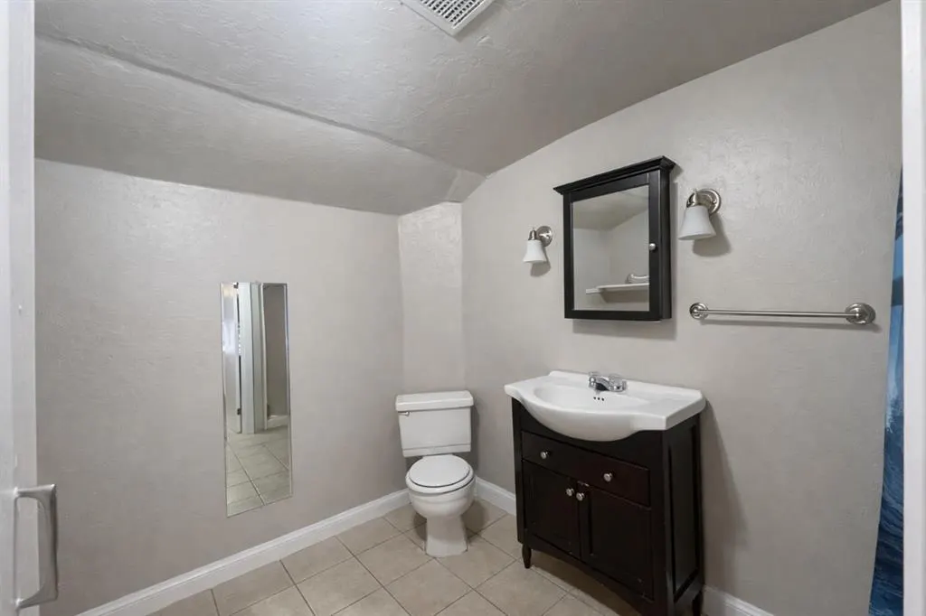 Photo 15 — 1817 Breckenridge Drive, Del City, OK 73115