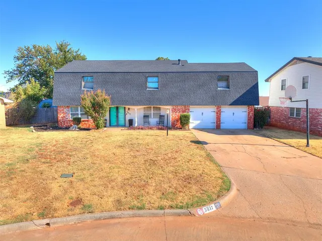 Photo 2 — 5817 N Caddo Court, Oklahoma City, OK 73132