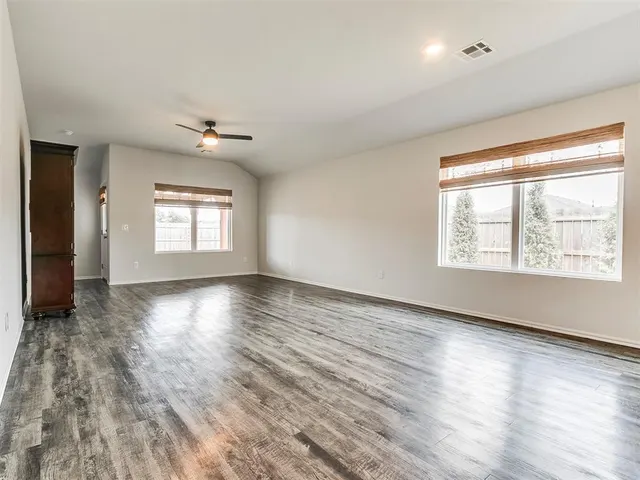 Photo 5 — 1201 Corner Brook Drive, Purcell, OK 73080