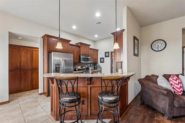 Photo 8 — 10917 SW 30th Terrace, Yukon, OK 73099