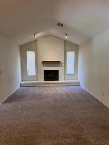 Photo 2 — 1305 N Fretz Avenue, Edmond, OK 73003