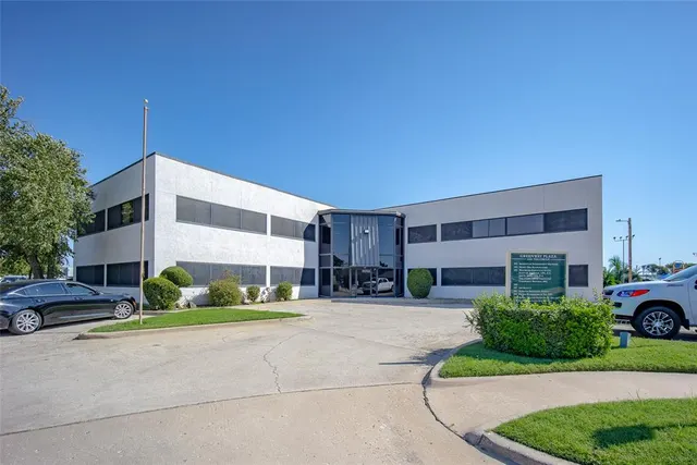 Photo 4 — 2401 Tee Circle 207, Norman, OK 73069