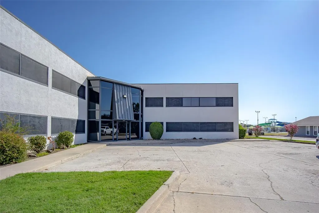 Photo 7 — 2401 Tee Circle 207, Norman, OK 73069
