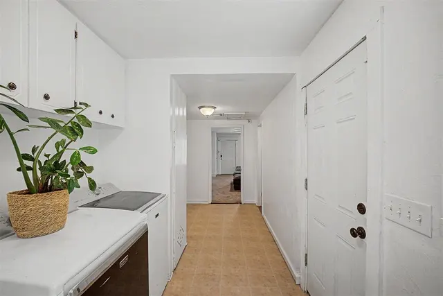 Photo 8 — 218 W Adams Street, Crescent, OK 73028