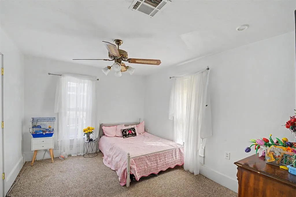 Photo 13 — 218 W Adams Street, Crescent, OK 73028