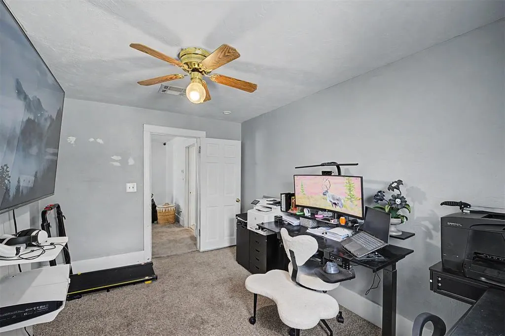 Photo 14 — 218 W Adams Street, Crescent, OK 73028