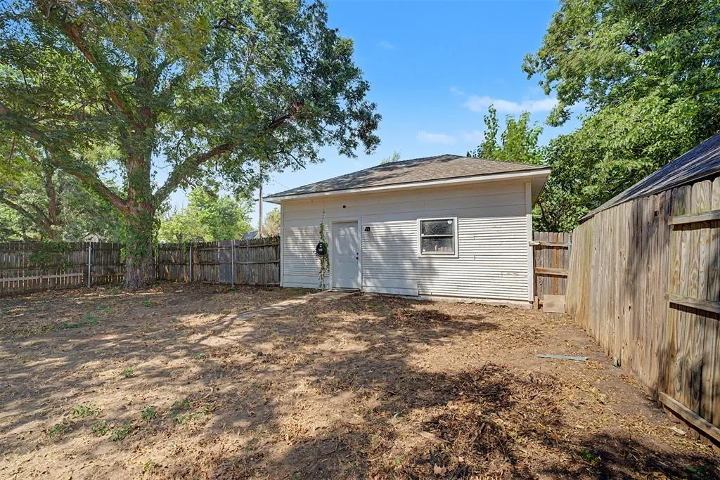 Photo 19 — 218 W Adams Street, Crescent, OK 73028