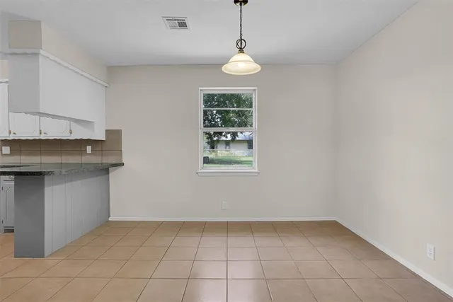 Photo 8 — 117 E 4th Street, Erick, OK 73645