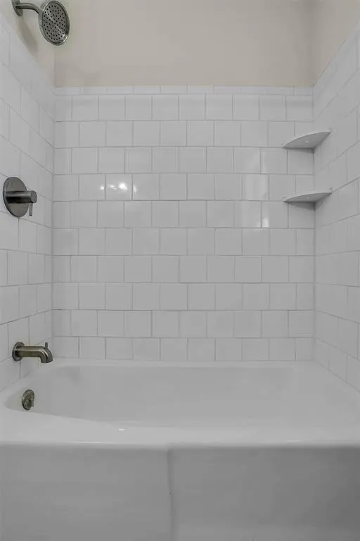 Photo 20 — 117 E 4th Street, Erick, OK 73645