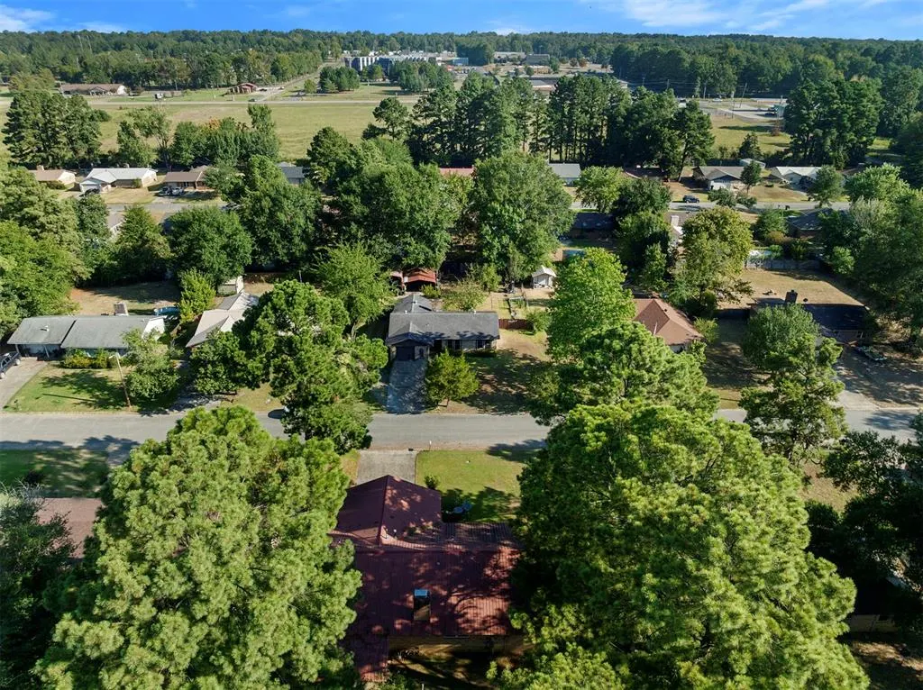 Photo 43 — 1502 Arthur Street, Idabel, OK 74745