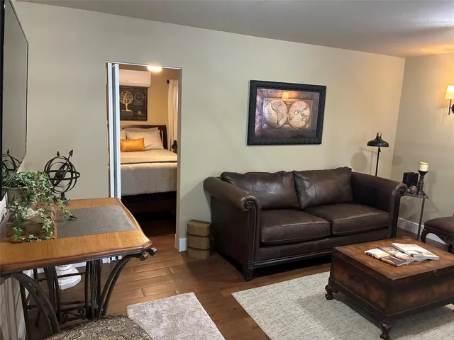 Photo 3 — 220 S Ponca Avenue, Norman, OK 73071