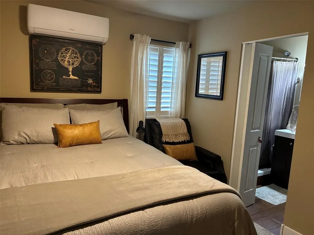 Photo 11 — 220 S Ponca Avenue, Norman, OK 73071