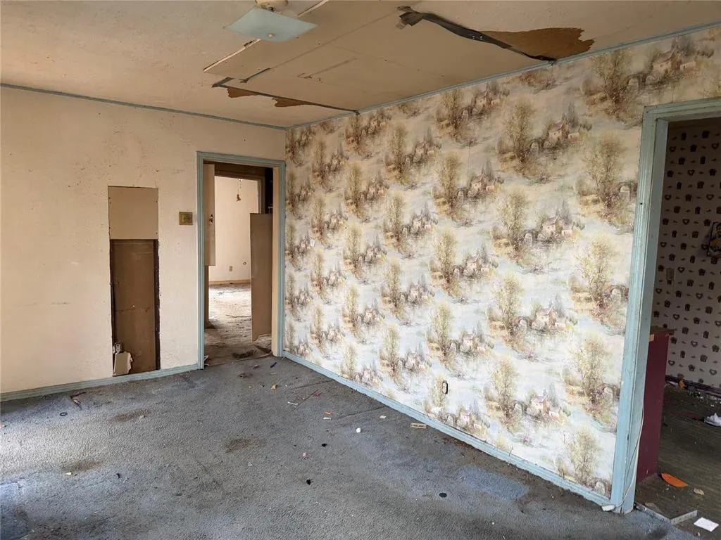 Photo 3 — 3105 S Independence Avenue, Oklahoma City, OK 73119