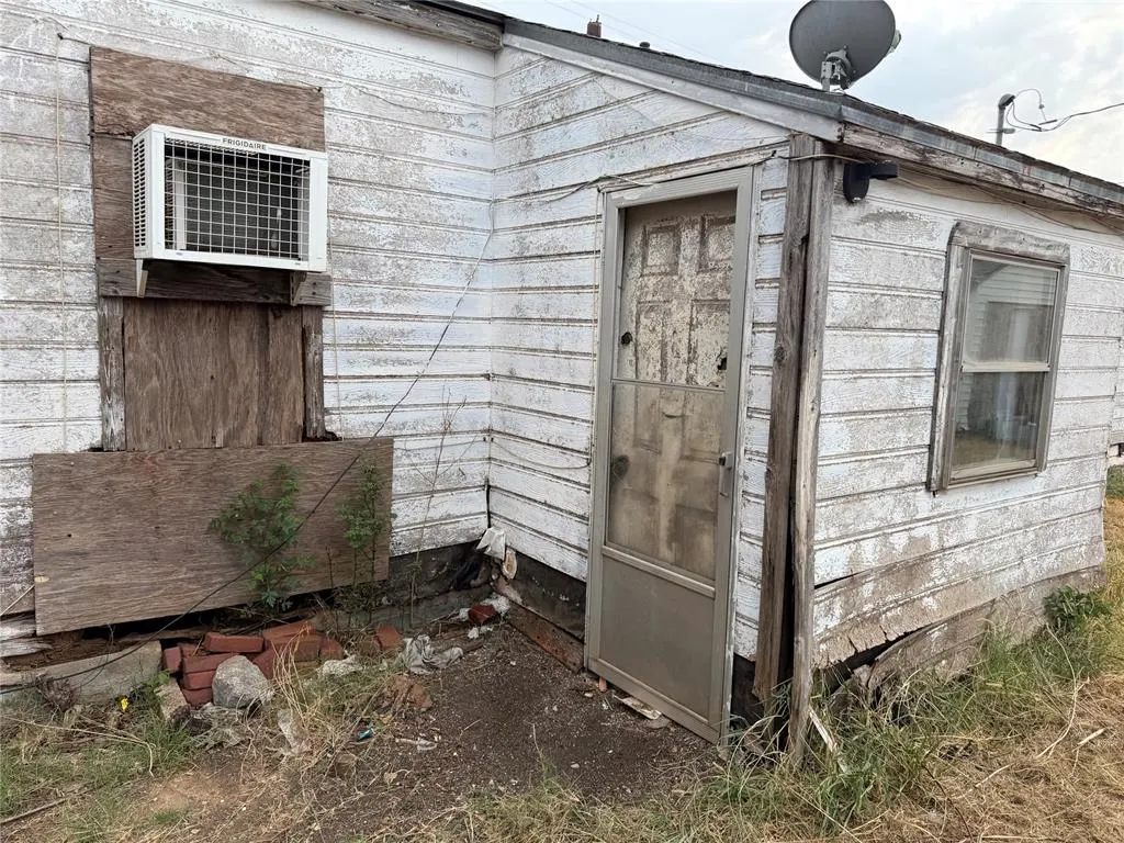 Photo 16 — 3105 S Independence Avenue, Oklahoma City, OK 73119