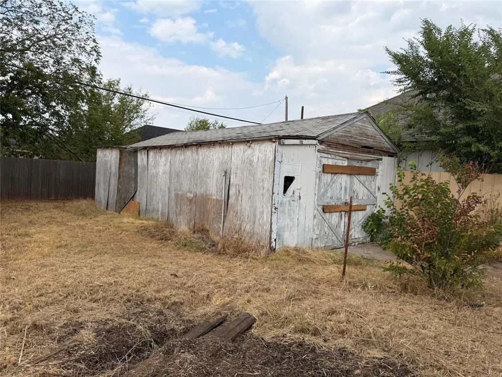 Photo 18 — 3105 S Independence Avenue, Oklahoma City, OK 73119