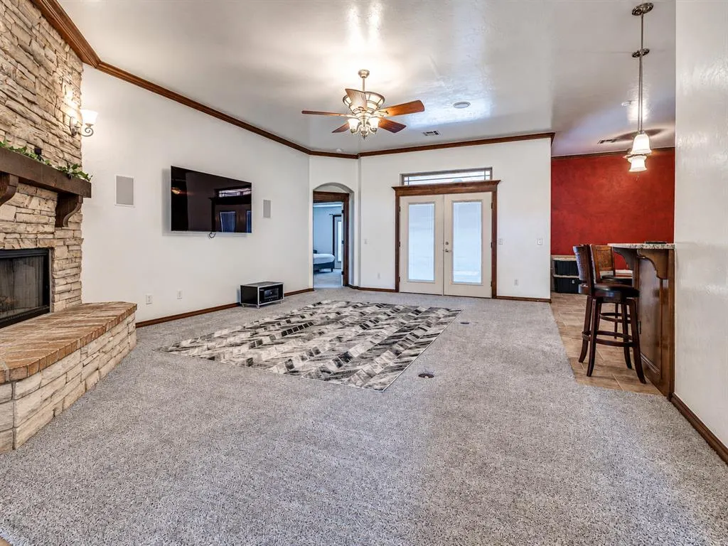 Photo 11 — 2923 SE 5th Street, Moore, OK 73160