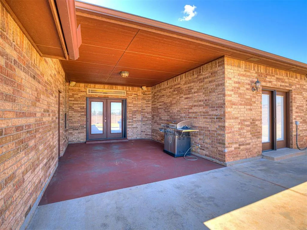Photo 38 — 2923 SE 5th Street, Moore, OK 73160