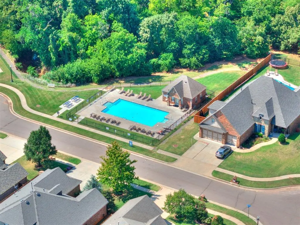 Photo 43 — 2923 SE 5th Street, Moore, OK 73160