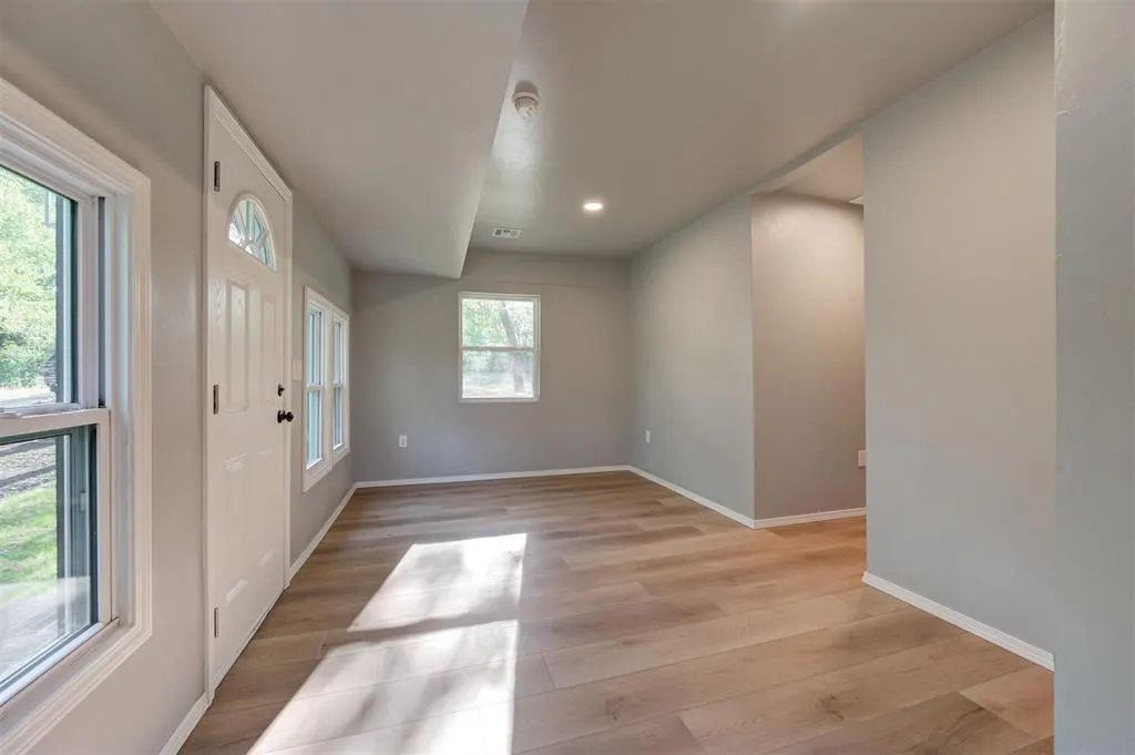 Photo 6 — 407 E 7th Street, Chandler, OK 74834