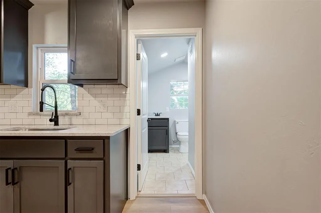 Photo 13 — 407 E 7th Street, Chandler, OK 74834