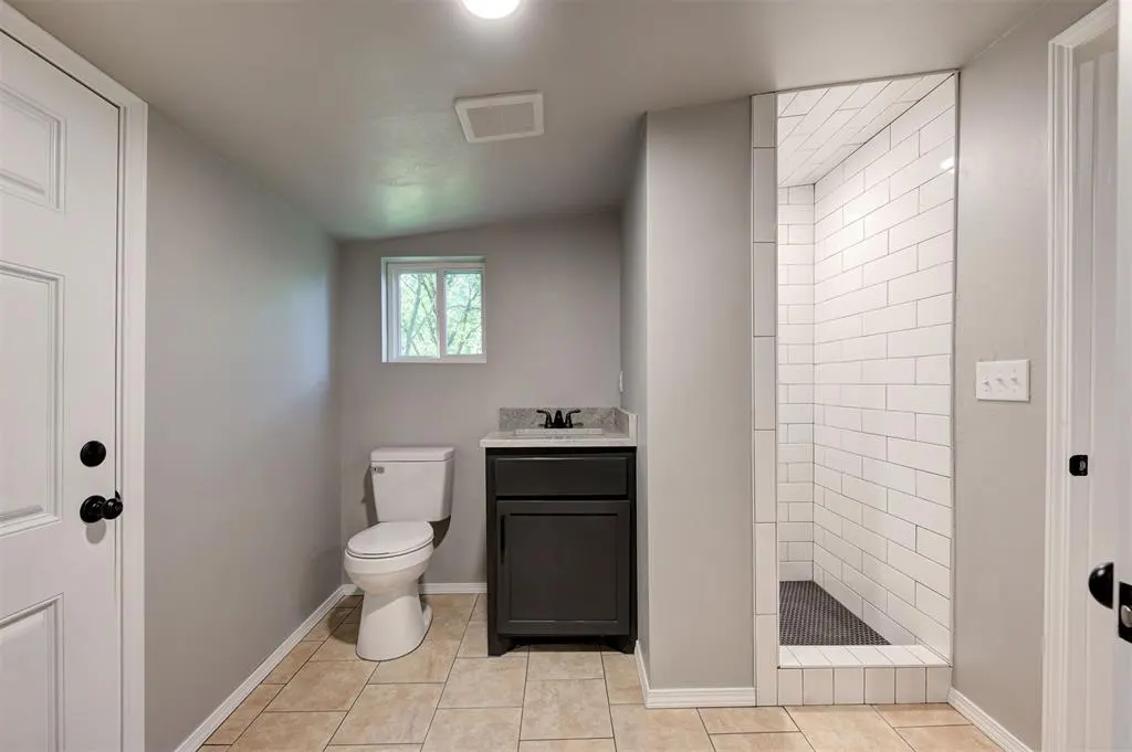 Photo 19 — 407 E 7th Street, Chandler, OK 74834