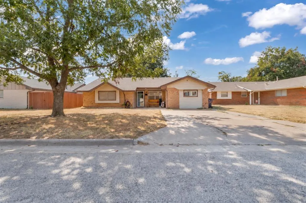 Photo 2 — 2505 N Hammond Avenue, Oklahoma City, OK 73127