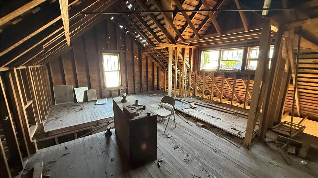 Photo 2 — 420 NW 2nd Street, Laverne, OK 73848