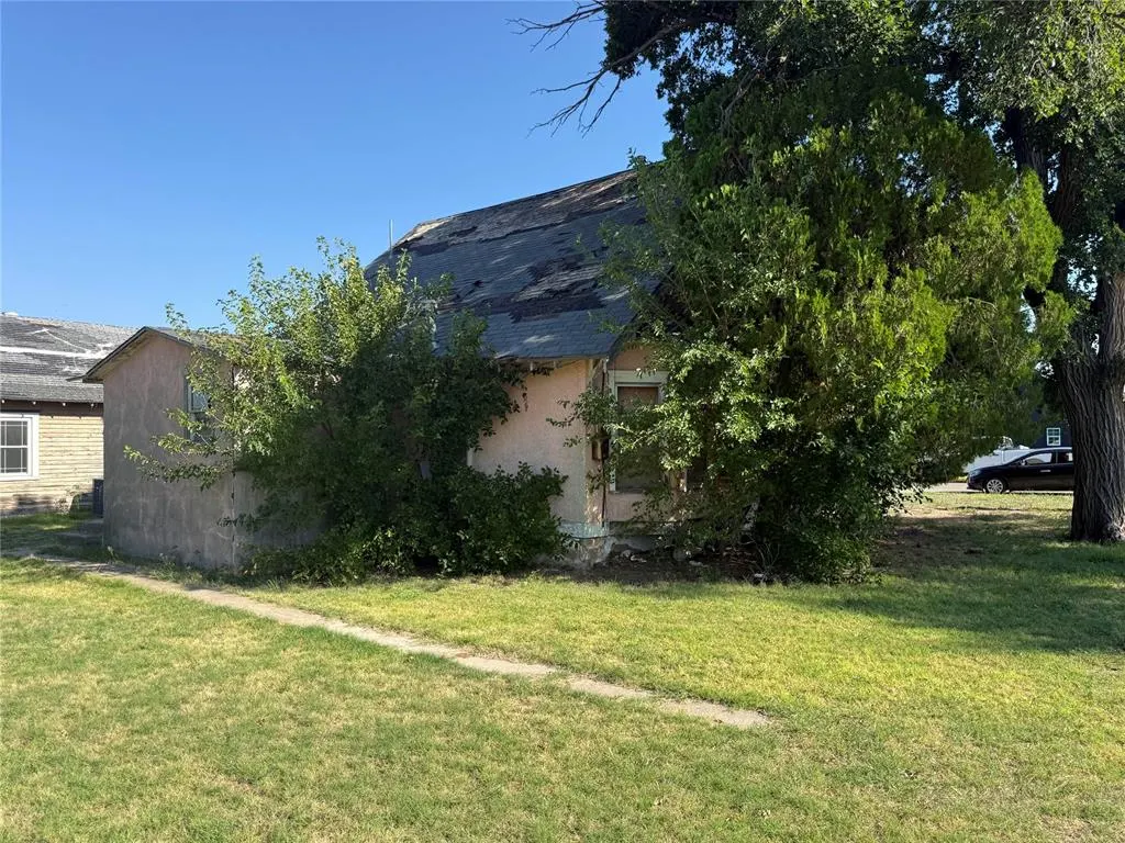 Photo 7 — 420 NW 2nd Street, Laverne, OK 73848